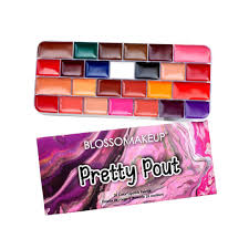 PRETTY POUT LIP PALETTE