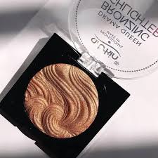 ART SKIN DRAMA QUEEN BRONZING HIGHLIGHTER 01