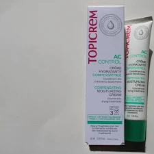 TOPICREM AC CONTROL BALANCING ANTIBLEMISH CARE